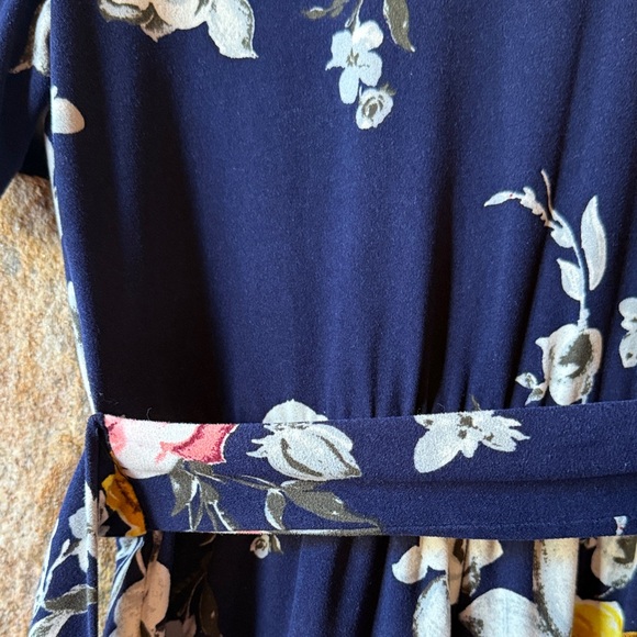 Floral maternity - Navy yellow pink dress - Picture 4 of 6